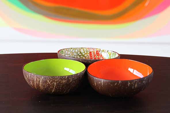 Lot De 3 Bols En Noix De Coco Noya - Diamètre 14 Cm - Couleurs Assorties Brillantes - Fait Main Et écologique - Idéal Cadeau
