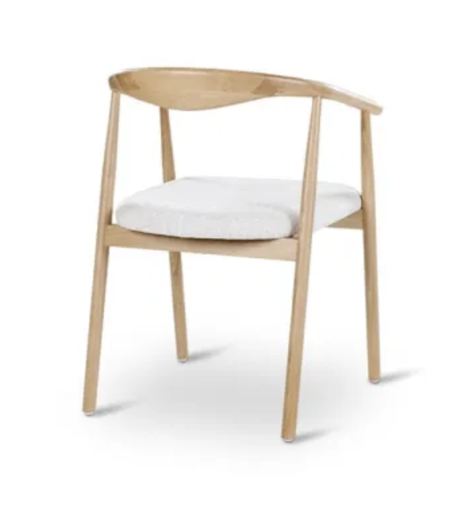 dining-chair-with-leather-and-metal-castle-line