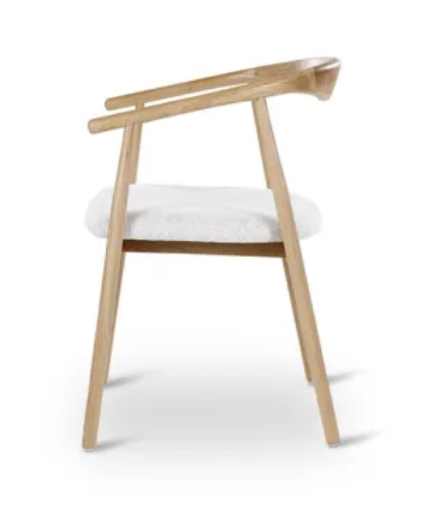 dining-chair-with-leather-and-metal-castle-line
