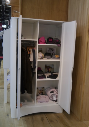 bibliotheekkast-volute-boekenkast-by-paule-brochere-mathybybols