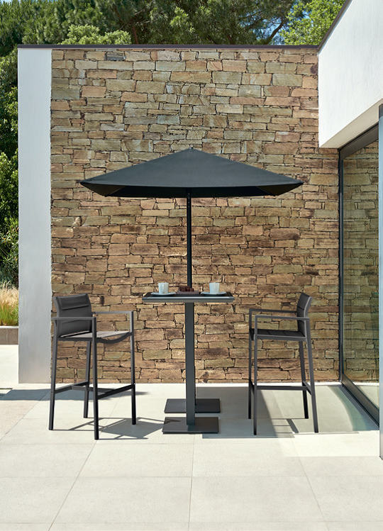 Diphano-ALEXA-barstoel-met-armleuning-Outdoor-meubelen 