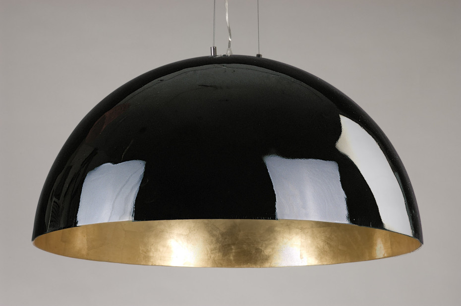 cupula-zwart-goud-polyester-dia-90cm-3x60w