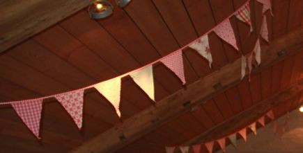 party-flags-meisjes-kinderkamerdecoratie-room-seven